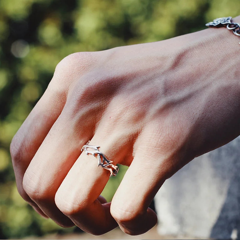 Vintage Thorn Signet Ring