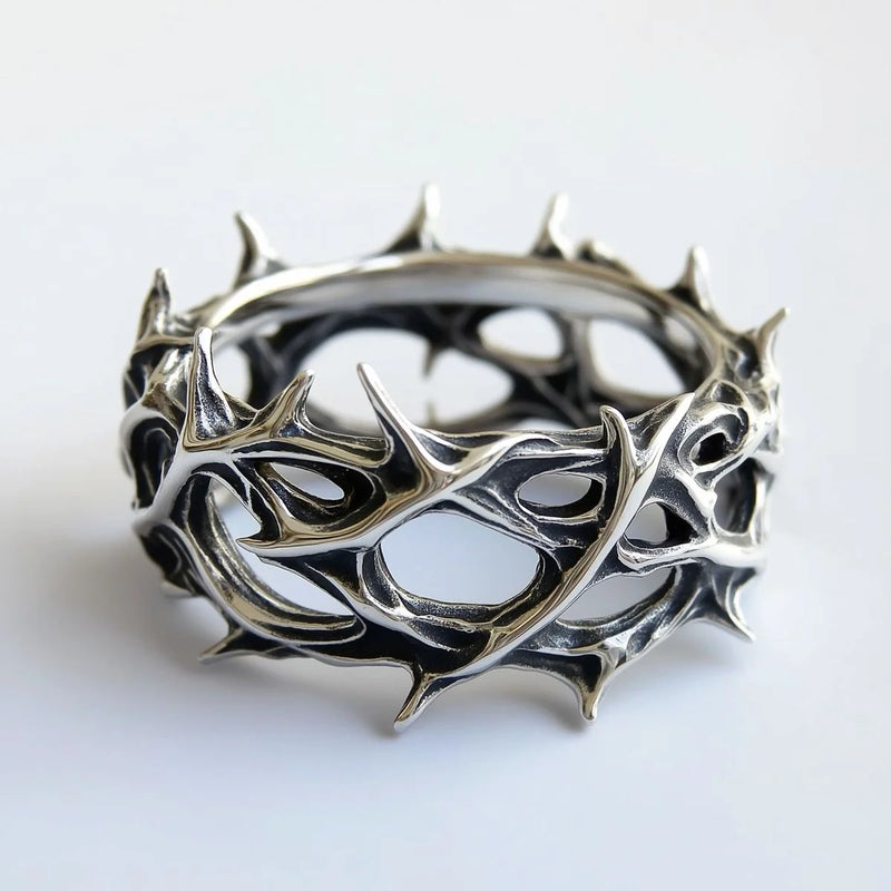 Retro Gothic Thorn Ring