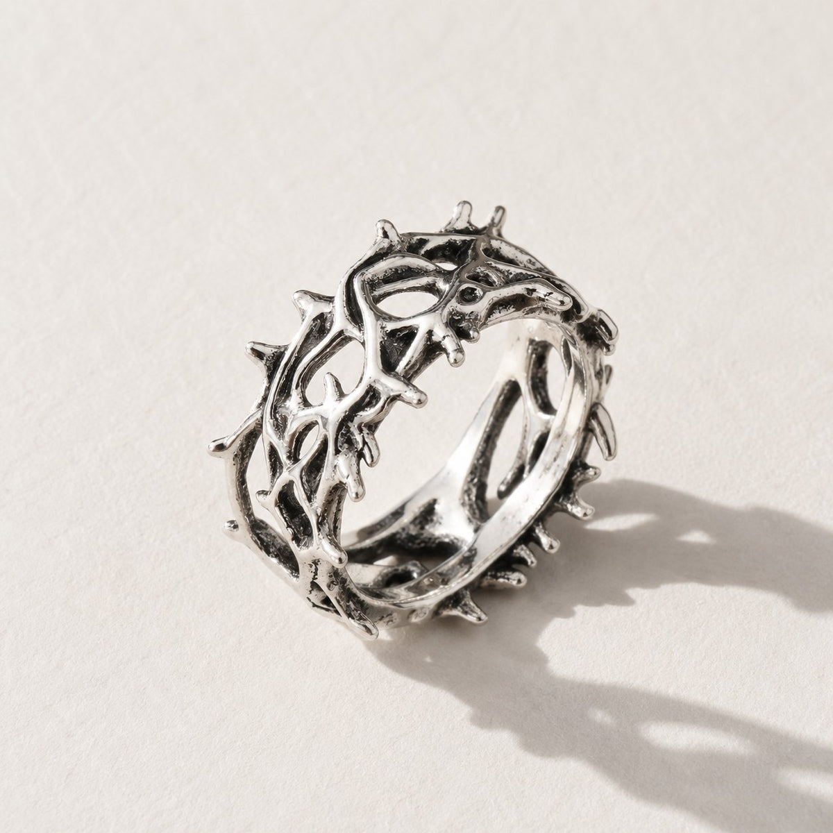 Retro Gothic Thorn Ring — Drokt profile view