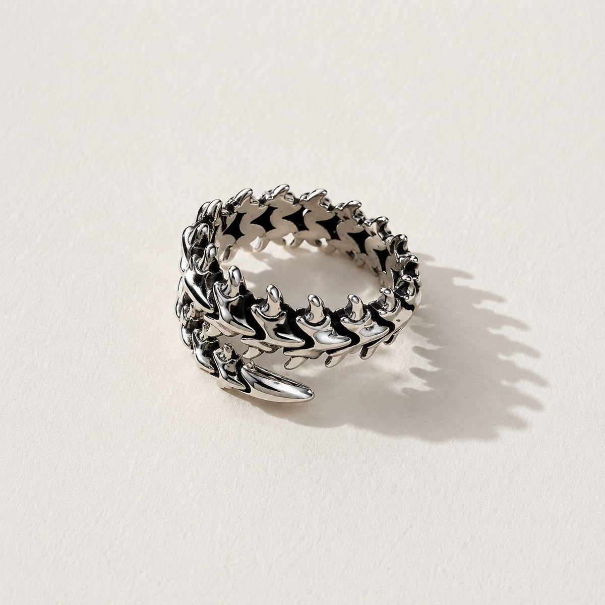 Gothic Spine Band Ring — Drokt profile view